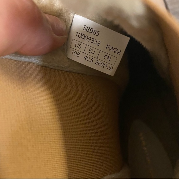 Stuart Weitzman | Alpine Cozy Suede & Shearling Chelsea Boot - Picture 7 of 13